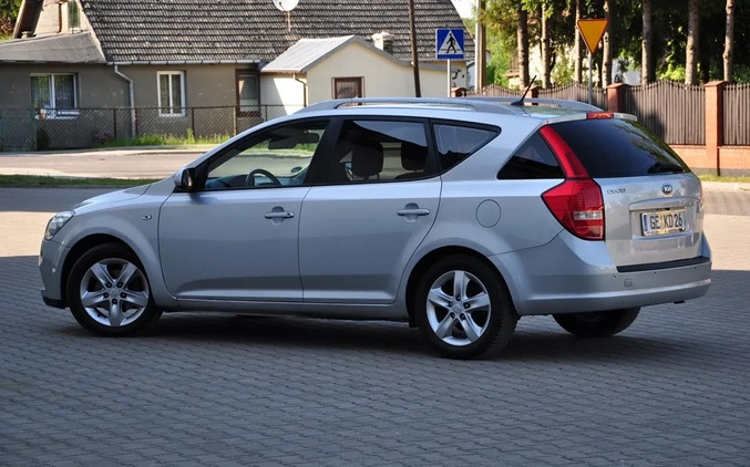 Kia Ceed cena 24900 przebieg: 165000, rok produkcji 2012 z Okonek małe 781